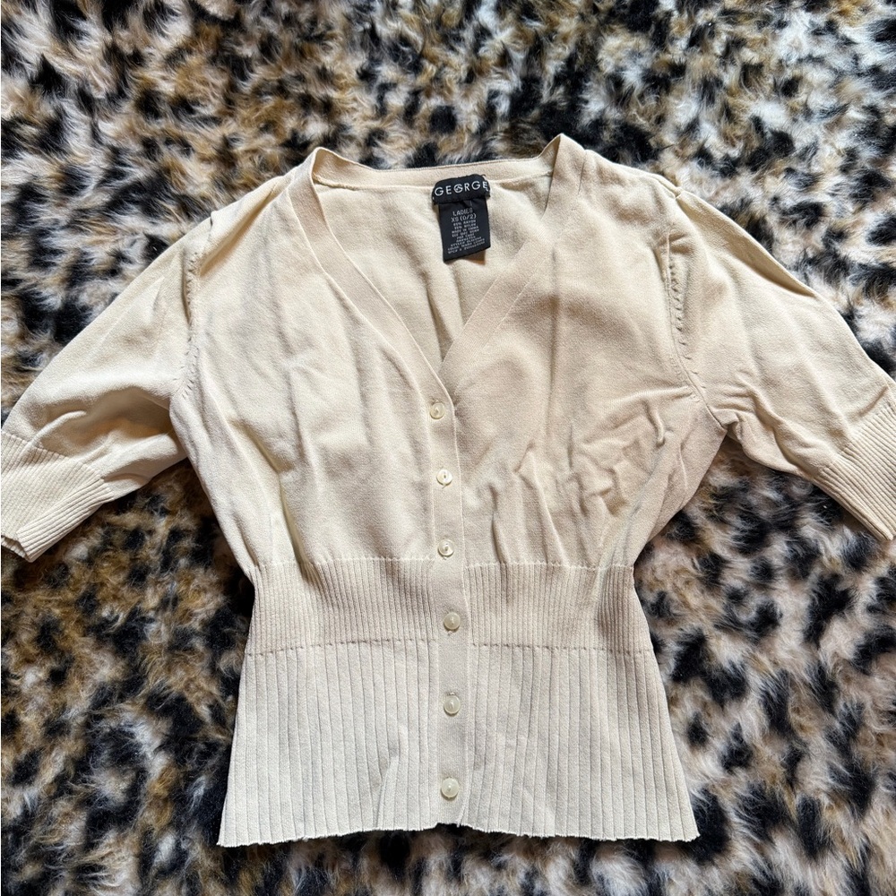 George Cream Short-Sleeve Ribbed Waist Button Cardigan